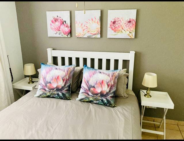1 BEDROOM FLAT FOR SALE IN WILLARD BEACH